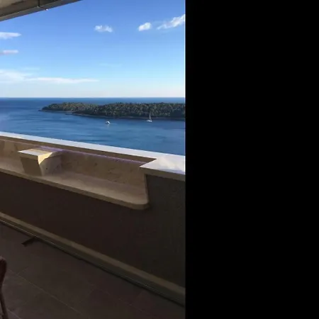 Appartamento H&d - Two Bedroom With Balcony And Sea View *