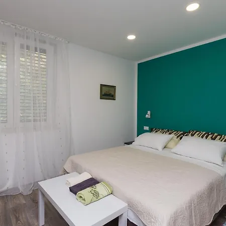 H&d - Two Bedroom With Balcony And Sea View Lägenhet Dubrovnik